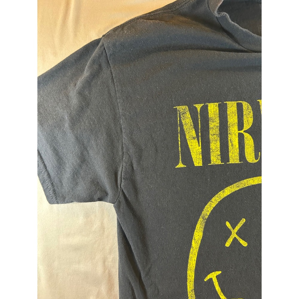Nirvana Smiley Face Graphic T-Shirt Mens Medium Black Short Sleeve Band Tee - Picture 4 of 5